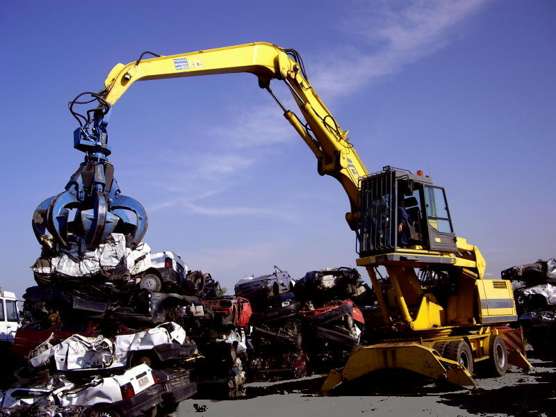Come aprire un autodemolitore